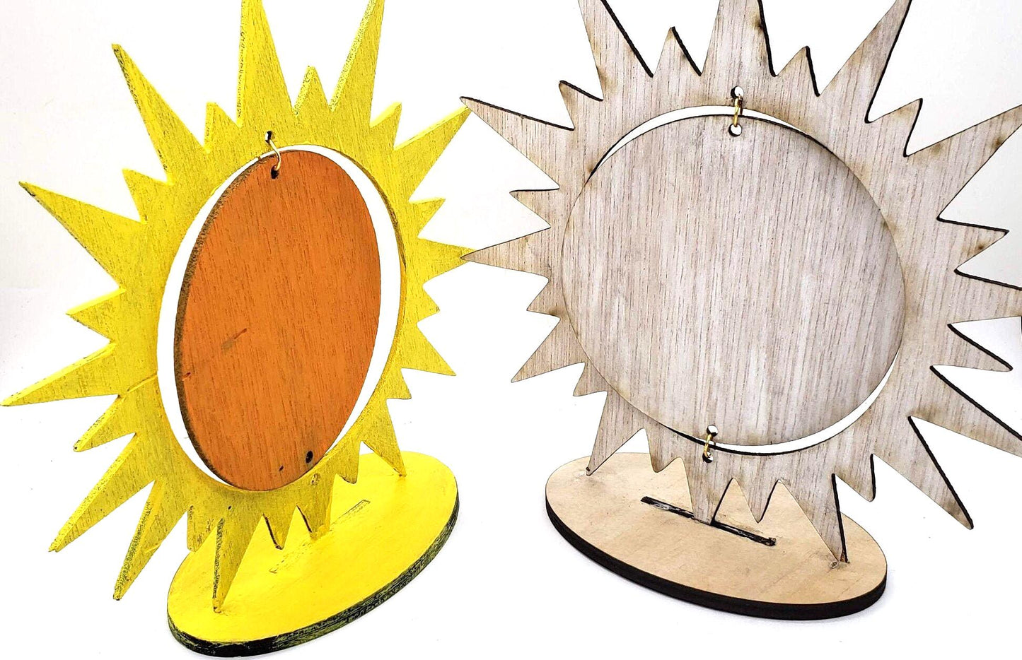 Laser-Cut Tabletop Sun-Face Display Unpainted Wood Stand with Cutout Center Ideal for Dotting Crafts, Ornament Holders, and Summer Projects