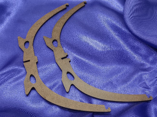 Not quite a basket—more like a brilliant little bin. This fold-flat organizer is perfect for catching the small stuff: keys, clips, thread spools, or that one rogue earring. It pops open when you need it, disappears when you don’t. Small in stature, mighty in usefulness.