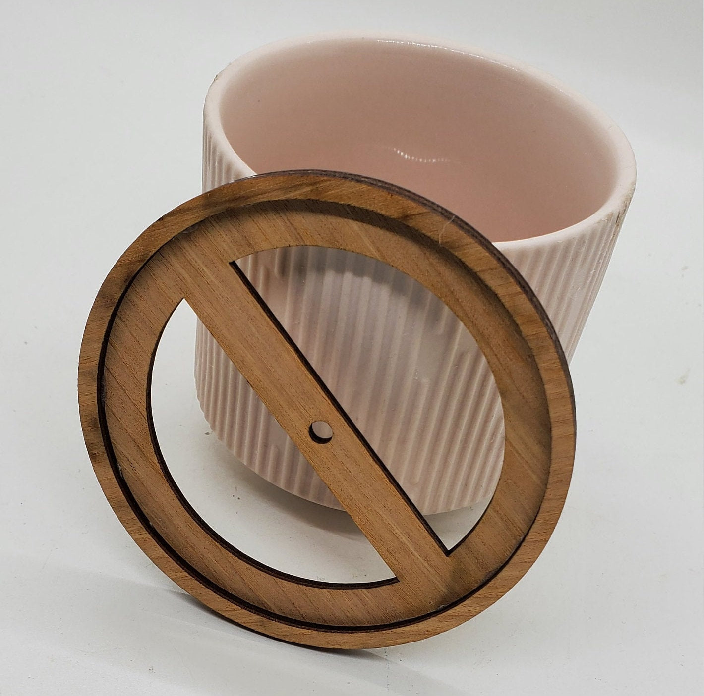 Wick Centering Tool: Single Wick Candle Making 2.52 to 3.75 inches Wick Tool for Candle Makers Fits Multiple Sizes- Flawless Candle Crafting