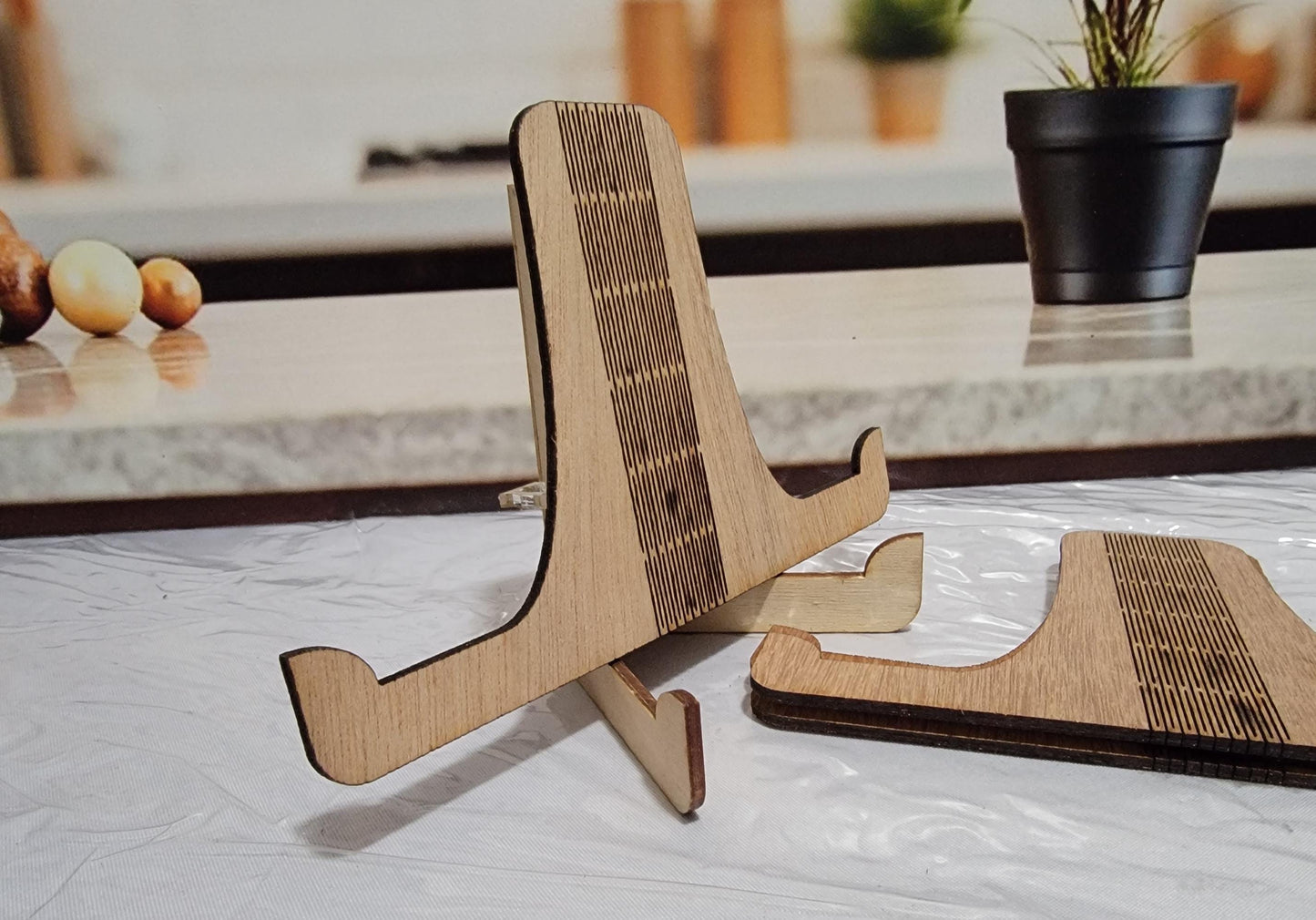 Living-Hinge Bendable Easels with Adjustable Acrylic Clip Laser-Cut Plywood Display Stands for 8-Inch Plates or Art Tiles Set of Twelve