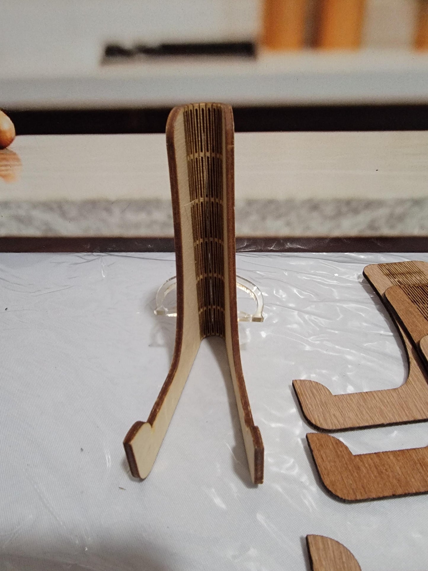 Living-Hinge Bendable Easels with Adjustable Acrylic Clip Laser-Cut Plywood Display Stands for 8-Inch Plates or Art Tiles Set of Twelve