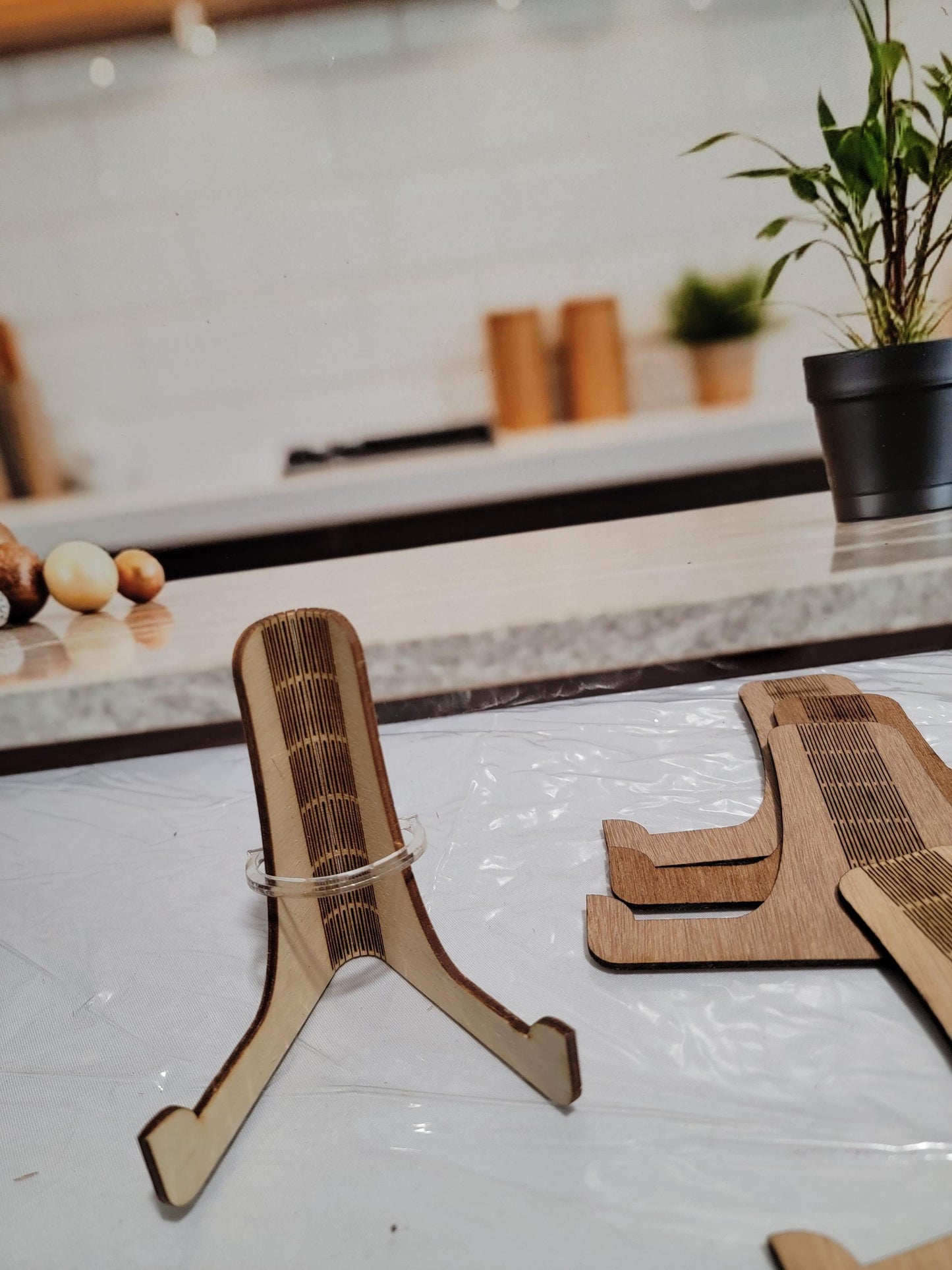 Living-Hinge Bendable Easels with Adjustable Acrylic Clip Laser-Cut Plywood Display Stands for 8-Inch Plates or Art Tiles Set of Twelve